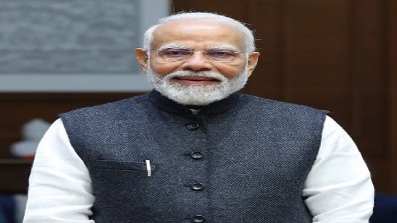 মোদির ভারতে অর্থনৈতিক ও রাজনৈতিক ক্ষমতার গণতন্ত্র